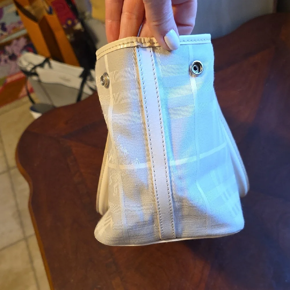 Burberry Cream and Gray Plaid Shoulder Bag - Picture 10 of 16